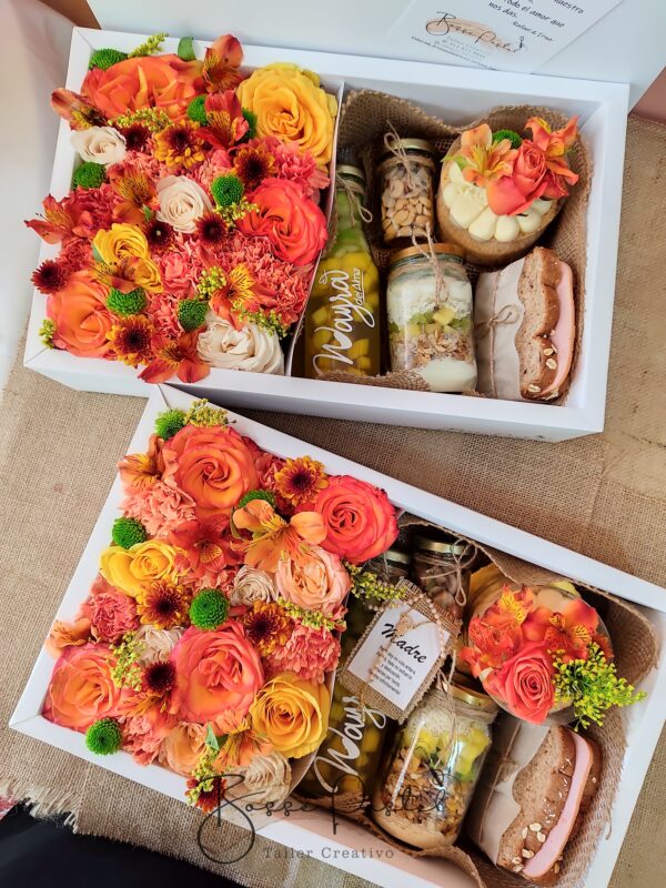 Caja Carton Blanca Floral